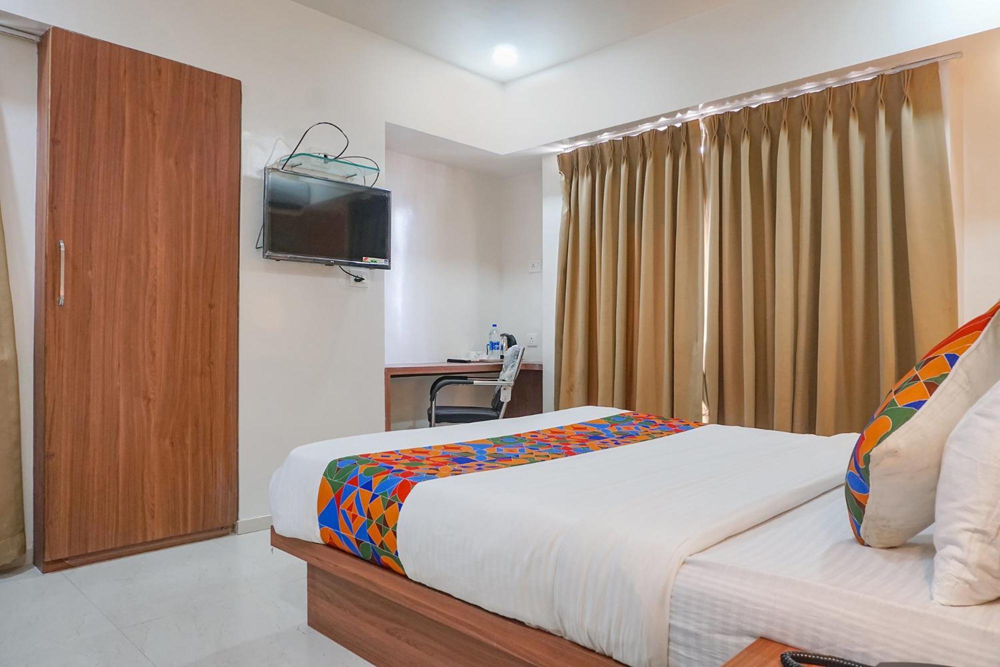 Fabhotel Emersion Residency - High Street Near Laxman Nagar, Baner Pune Eksteriør bilde