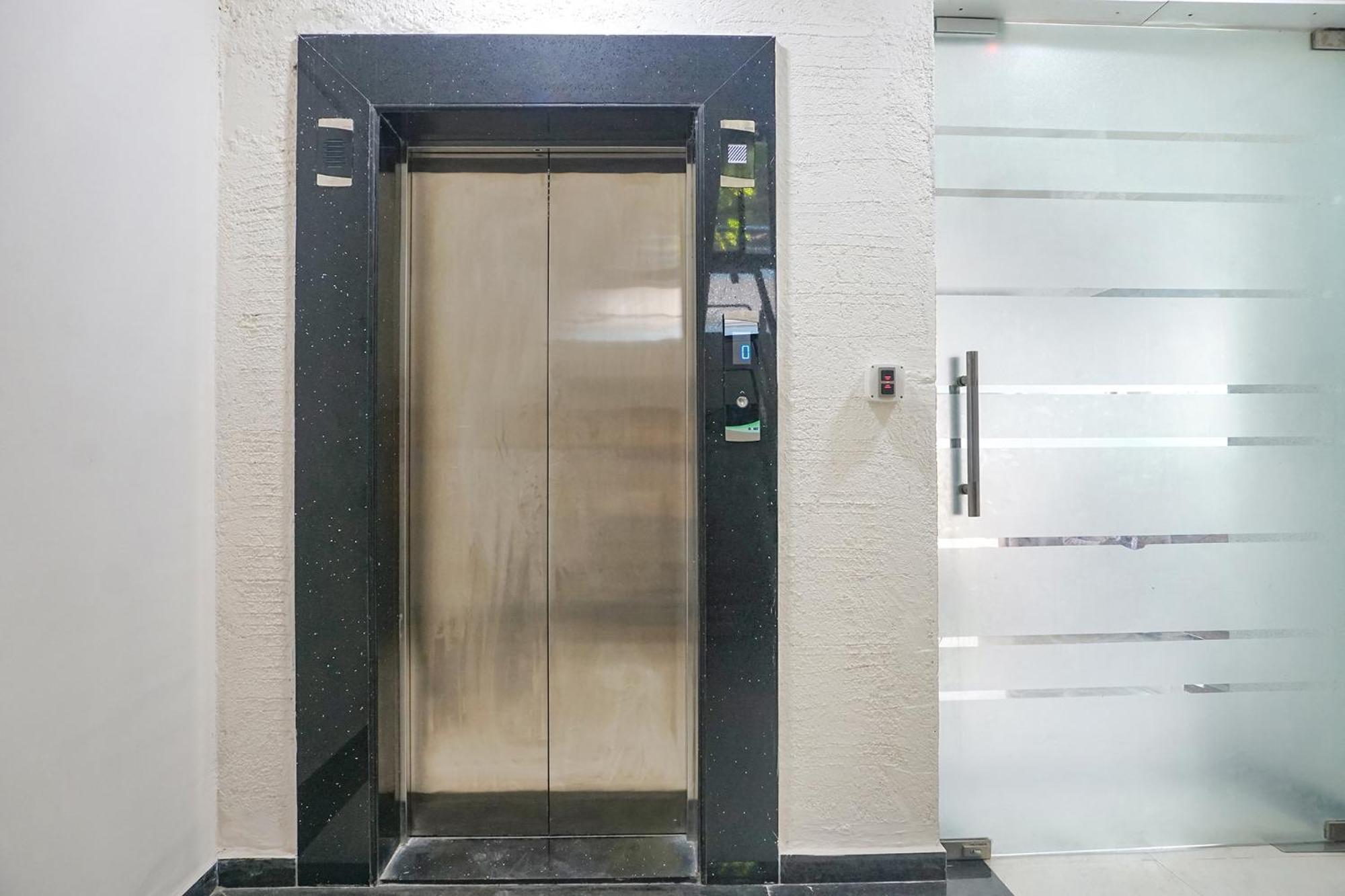 Fabhotel Emersion Residency - High Street Near Laxman Nagar, Baner Pune Eksteriør bilde